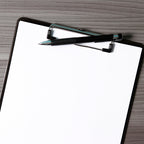 TABLA DE PLÁSTICO PARA DOCUMENTOS DK-074